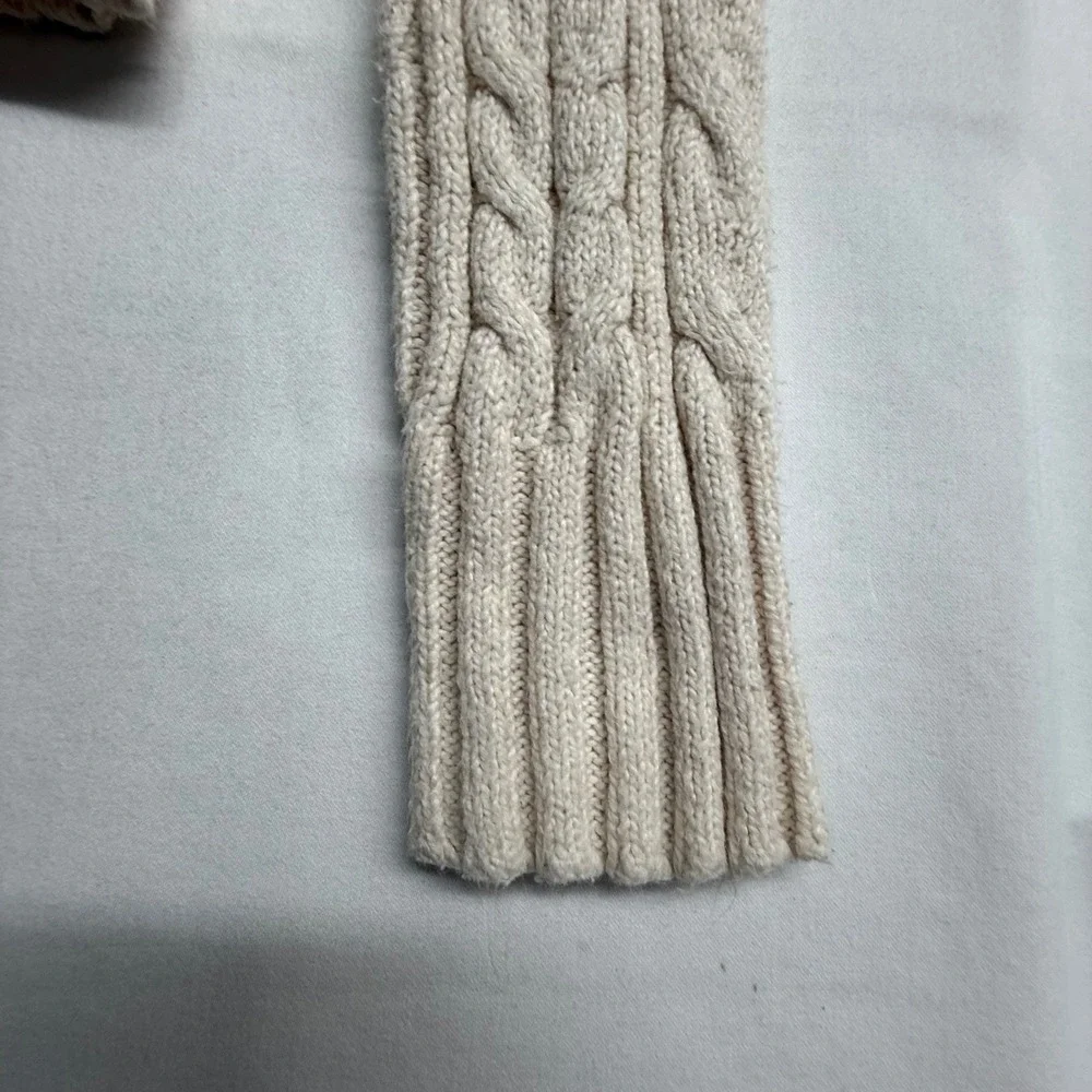 American Eagle Womens XS Cable Knit Cardigan Cream Cropped Button Sweater